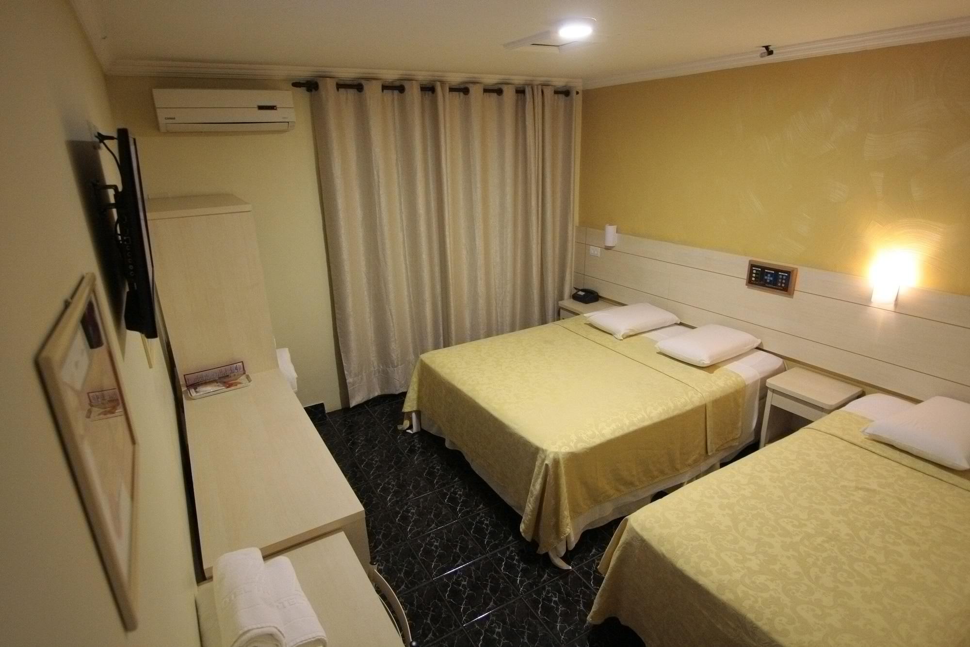 Hotel Tres Fronteiras Фос ду Игуасу Екстериор снимка